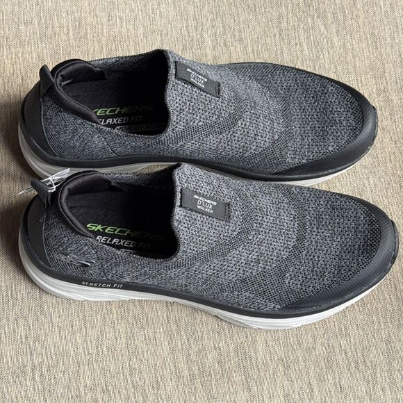 Skechers Dlux Walker Mens 11.5 Gray Slip On Shoes Stretch Fit Comfort NWT main image 13